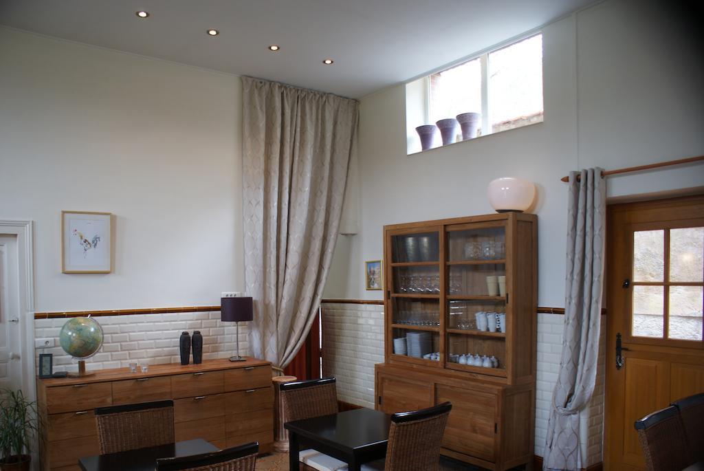 Отель Manoir Bonpassage Thury  Экстерьер фото